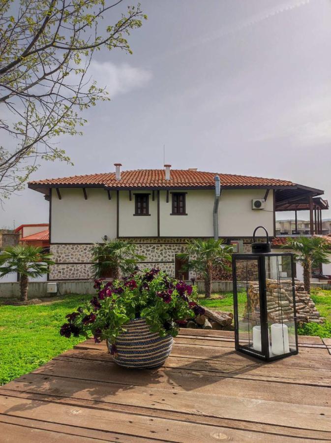 La Veranda Къща За Гости Царево Bagian luar foto
